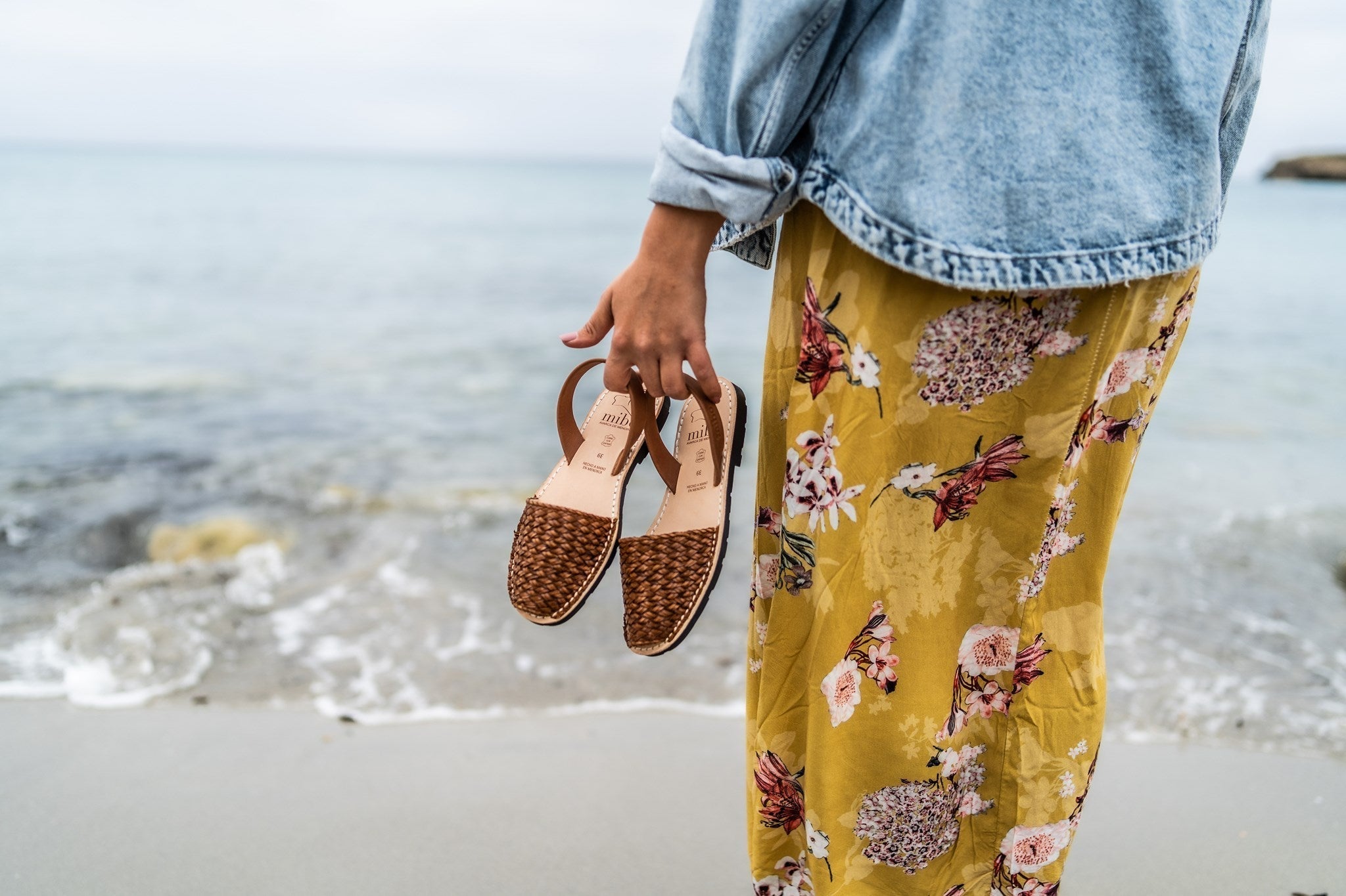 The Best Sandals & Slippers for Every Occasion: Beach Days, Traveling, and Indoor Comfort